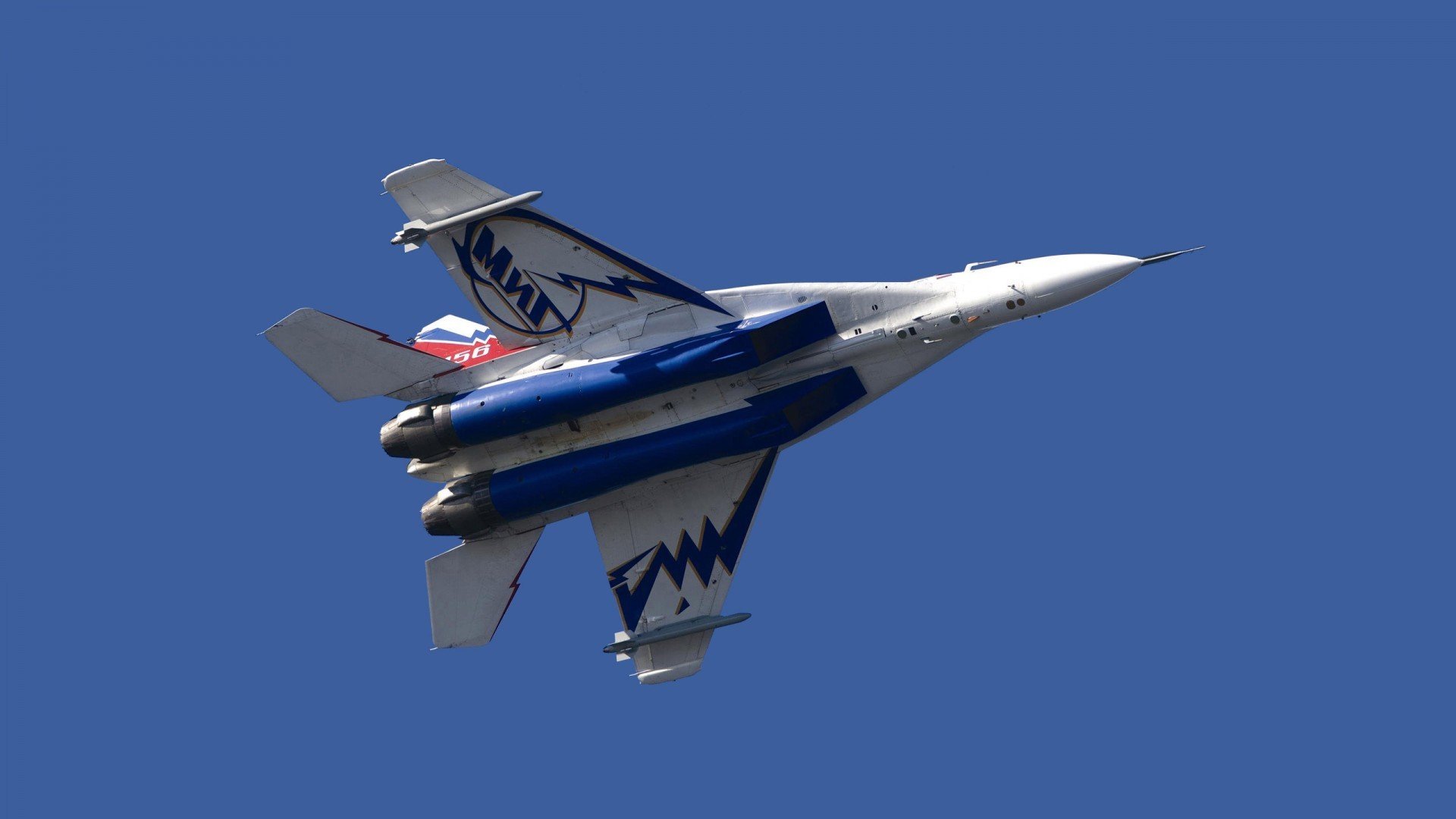 九游登录中心-兰斯遭遇困境，连续两场失利引发疑虑，兰斯1百度百科