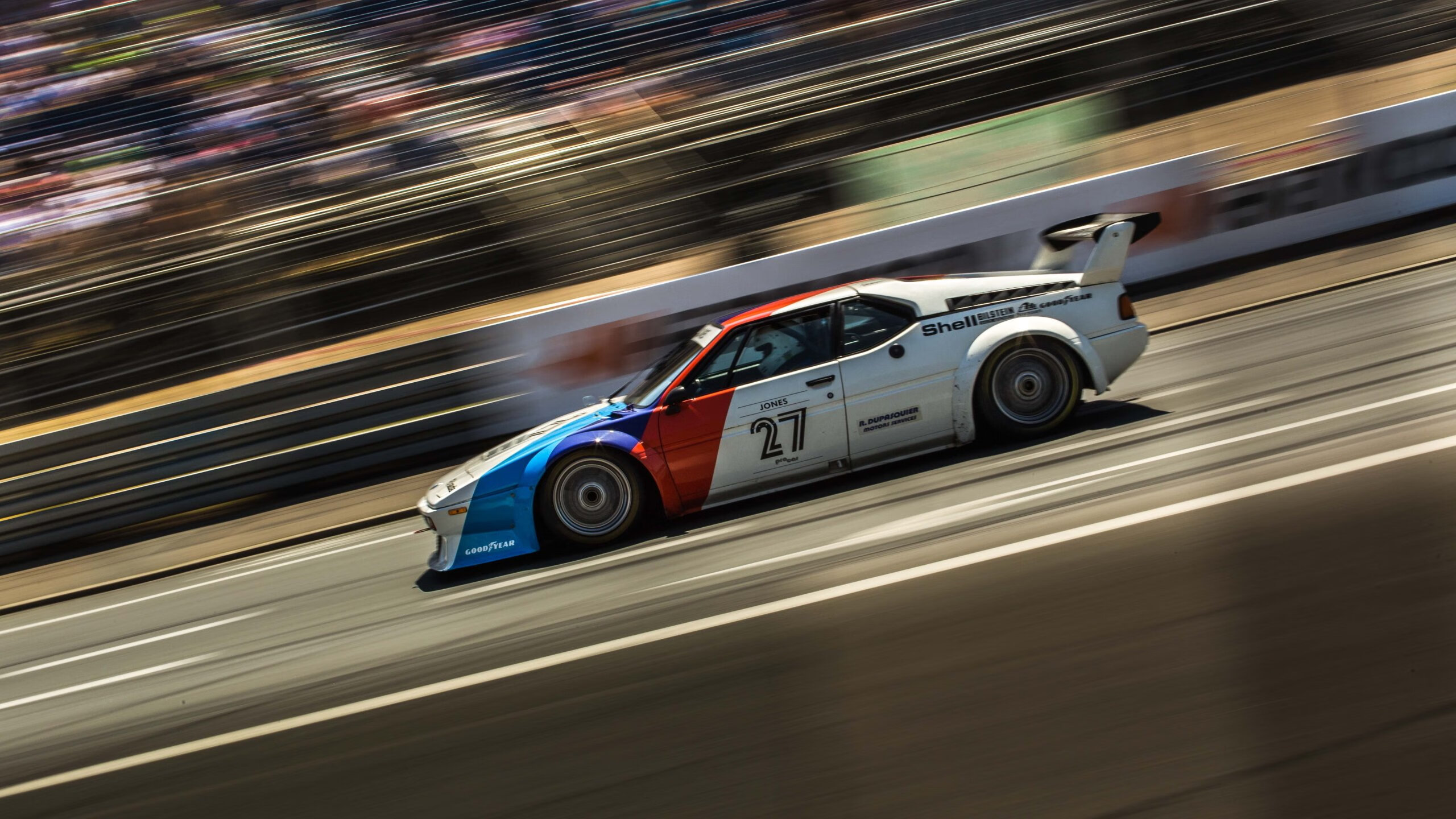 九游娱乐APP-清水彰人和江村美咲担任日本代表团开幕式旗手。,清水美奈扎着两个辫子