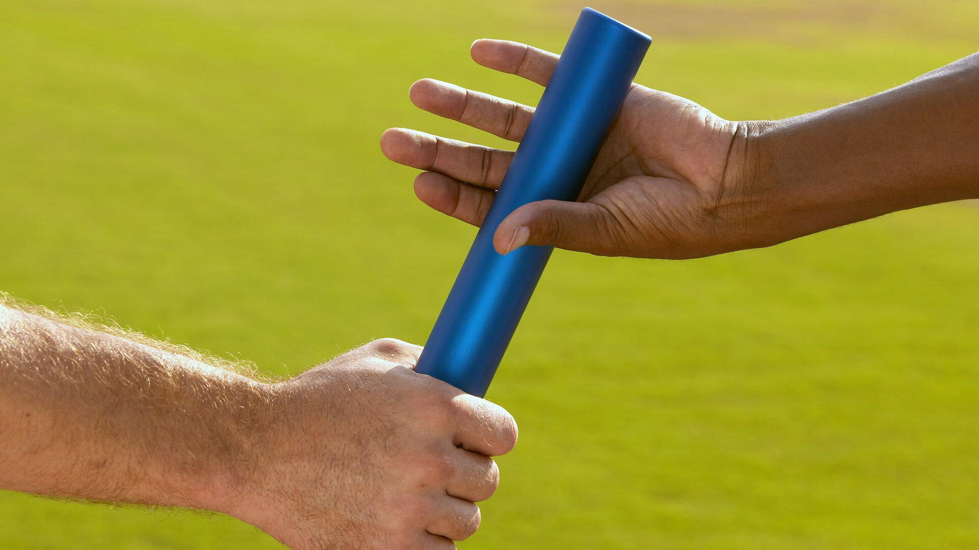 特色青训营地在全国重点区域持续扩大，青少年足球兴趣高涨，青训足球俱乐部怎么招生